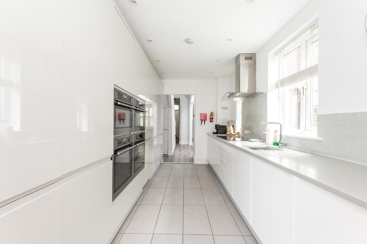 Vila Stunning And Modern 5 Bed House I Pass The Keys York Exteriér fotografie