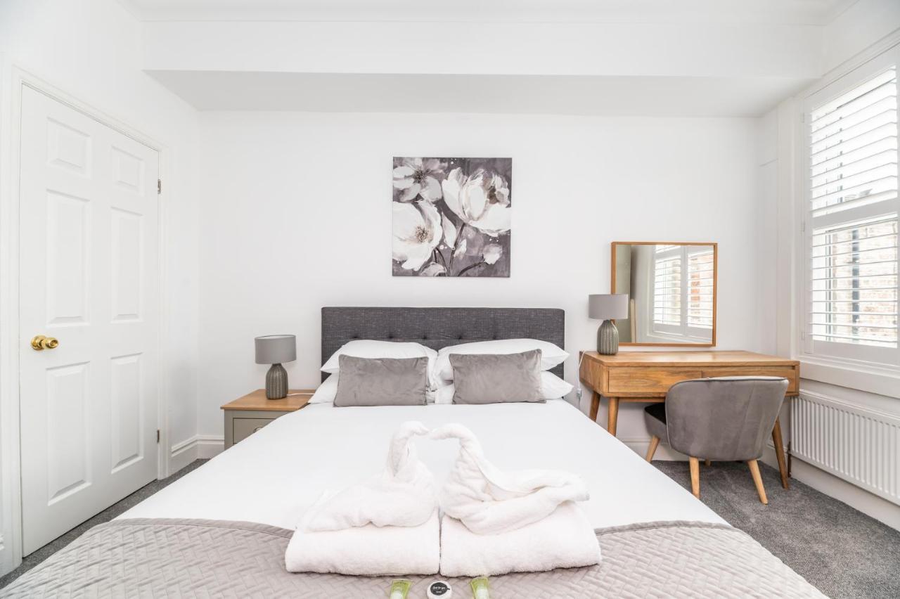Vila Stunning And Modern 5 Bed House I Pass The Keys York Exteriér fotografie